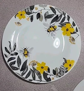 Royal Norfolk Spring Bee Ceramic Plate, 10.5 in. Dinner Plate. - Picture 1 of 5