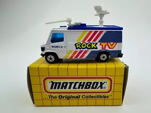 MATCHBOX  YELLOW BOX #68 TV NEWS TRUCK - Picture 1 of 6