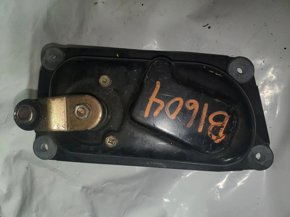 Motor limpiaparabrisas usado se adapta a: Chevrolet Tracker 2002 grado B Foto 1 de 3