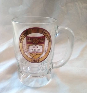 Taza de vidrio pesado Stein vintage con escudo escolar Eagles fundada en 1863 Boston College - Imagen 1 de 10