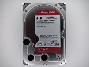 Disque dur de bureau SATA 4 To 3,5" Western Digital WD Red NAS WD40EFAX-68JH4N1 - Photo 1/2