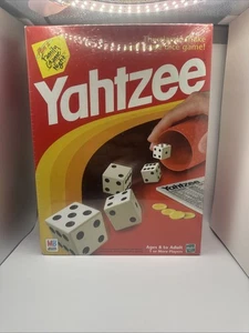 Yahtzee Dice Game Milton Bradley New vintage - Picture 1 of 4
