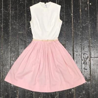 Vestido Gibson Gay Rosa y Blanco Vintage Años 60 Talla Extra Pequeño a Pequeño Foto 1 de 4