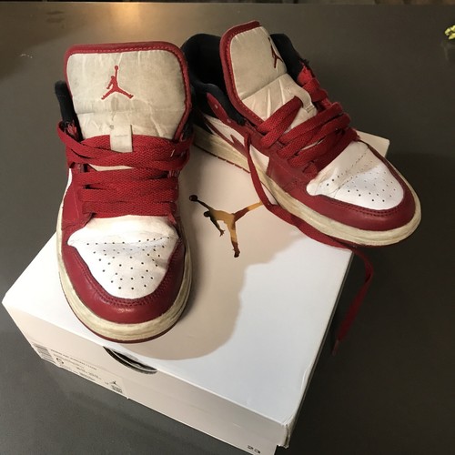 Nike Air Jordan 1 Low bambina taglia 5 con scatola