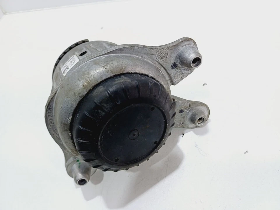 MONTAGE MOTEUR Mercedes-AMG 2019 A2132400500 / 2132400500 - Photo 1/4