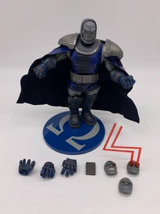 Mezco Toyz Justice League Modellino DARKSEID 6" Giocattoli Scala 1/12 - Foto 1 di 7