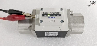 37941 SMC Digitaler Durchfluss-Schalter Für Wasser PF3W511-N10-2 - Bild 1 von 4