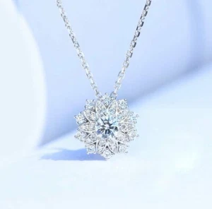Flower Blossom Snowflake 0.5CT Beautiful CZ Pendant & 925 Silver Bride Necklace - Picture 1 of 5
