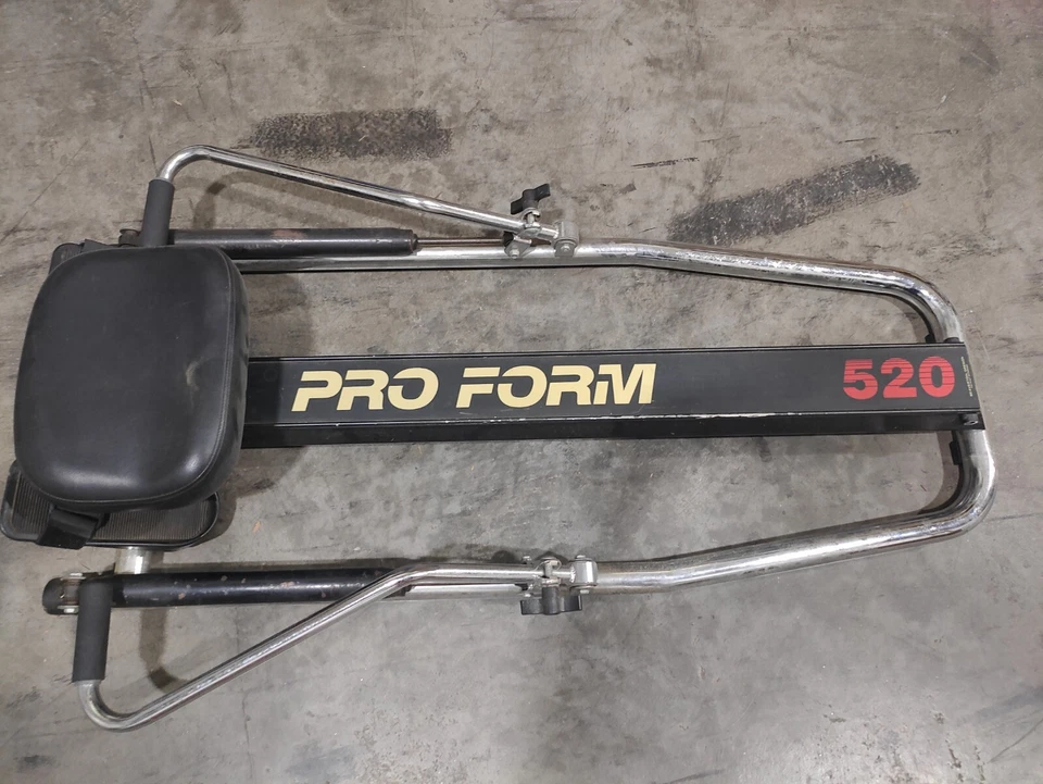 Máquina de remo ProForm 520. El estado es usado Foto 1 de 3