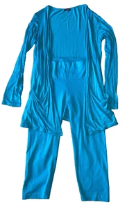 SHIRT JACKE + CAPRI LEGGINGS - FREIZEIT SET - TÜRKIS - Gr. S-M 36-38 - Bild 1 von 4