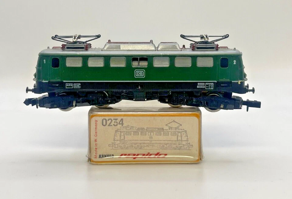 N Scale Arnold 0234 BR E40 Electric Locomotive Original Box - Image 1 of 4