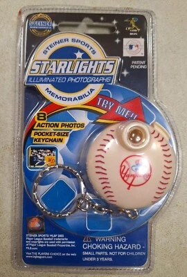 2002 STEINER NEW YORK YANKEES STARLIGHTS ILLUMINATED PHOTO KEYCHAIN JETER + - Image 1 of 2