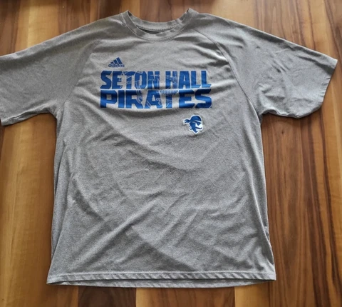 Seton Hall Pirates Adidas T-Shirt Large Cover