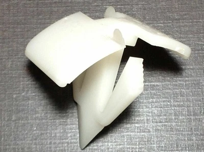 NORS headliner garnish moulding clip Chevy Buick Oldsmobile Cadillac 9660413 - Image 1 of 4