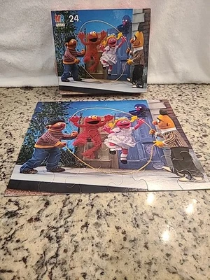 Complete Vintage 90s Sesame Street Muppets  Milton Bradley Puzzle 24pc  - Image 1 of 4