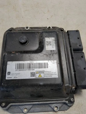 Centralina motore diesel Opel Astra H 2011 -modulo 55579443 74kW VAQ3743 - Immagine 1 di 4