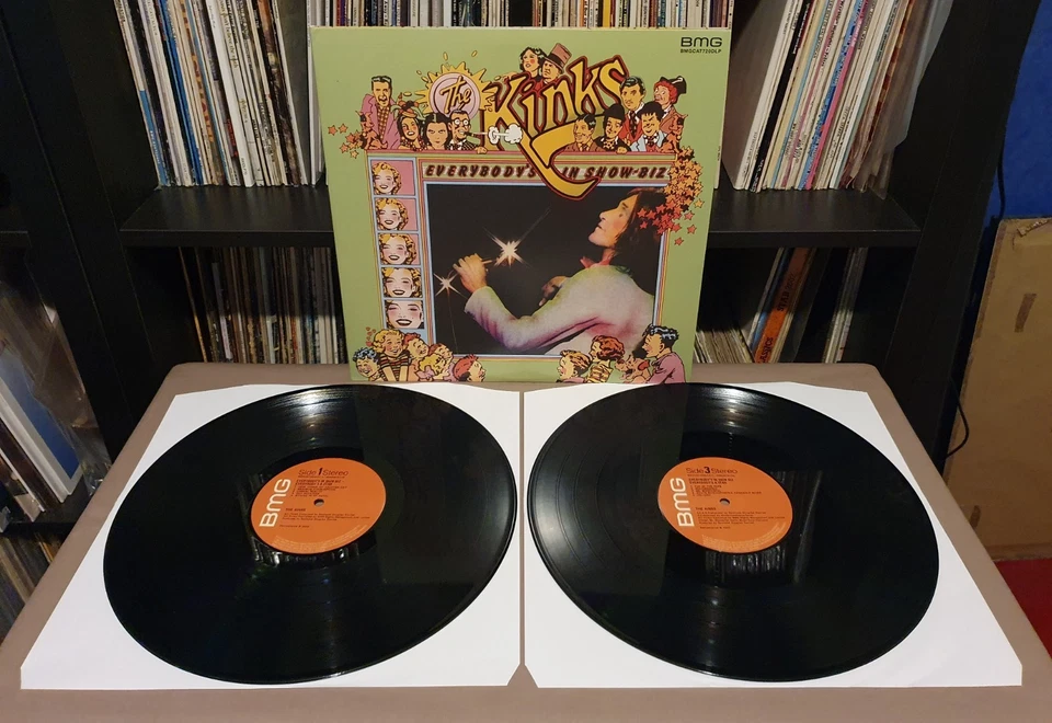 THE KINKS Everybody's In Showbiz - Everybody's A Star Double Vinyl L.P - EX+/EX+ - Image 1 of 4