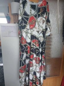 Neues Maxi Kleid weit schwingend 3XL fällt eng aus Maße innen - Bild 1 von 15