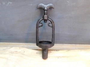 Antique cast iron well pump spigot hose attachment - Picture 1 of 8
