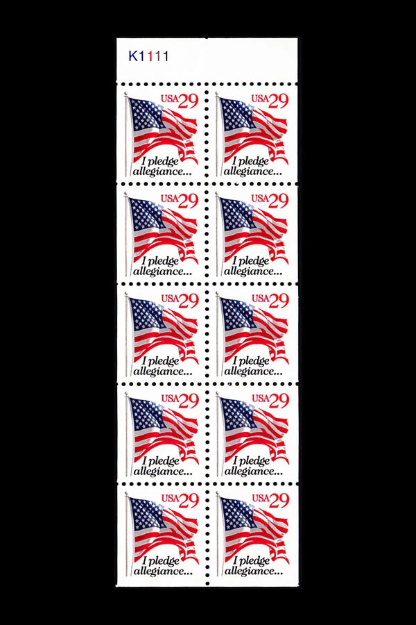 USA 1993 FLAG PLEDGE ALLEGANCE RED #2594A BOOKLET PANE MNH - Image 1 of 1