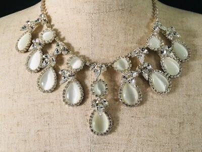 COLLAR PIEDRA CAÍDA CRISTAL Foto 1 de 4