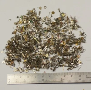25g TINY SMALL MICRO STEAMPUNK from 1mm Watch parts ARTS CRAFTS ALTERED cogs - Picture 1 of 1