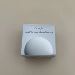 Google Nest G5AJK Temperature Sensor (2nd gen) - Porcelain GA05552-US - Picture 1 of 6