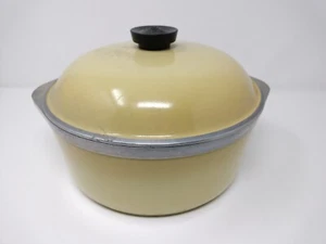 Club Aluminum 4 Quart Dutch Oven Stock Pot Round Harvest Gold Yellow Vintage - Picture 1 of 6