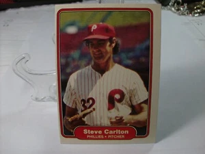 1982 Fleer Baseball  #243 - Steve Carlton - Philadelphia Phillies  82-1033 - Picture 1 of 2