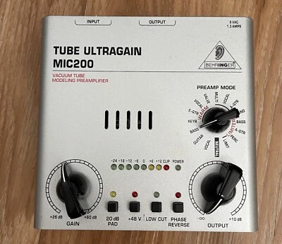 Behringer Tubo Ultragain MIC200 Audiophile Tubo de vacío Preamplificador Modelador Foto 1 de 3