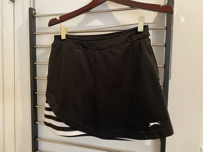 SLAZENGER S PullOn Falda a Rayas Blanca y Negra FALDA CORTA Golf Tenis Ropa Deportiva Foto 1 de 4