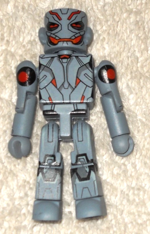 Ultron (película Avengers: Age of Ultron) - Universo Marvel (MiniMates) - 100% Foto 1 de 1