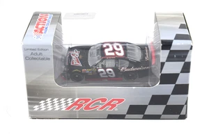 Kevin Harvick #29 Budweiser 2011 Lionel NASCAR 1/64 pressofuso - Foto 1 di 4