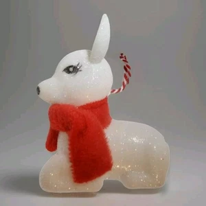 Adorno de ciervo vintage retro blanco Navidad brillo rojo bufanda sentada cierva 3"x3" - Imagen 1 de 8