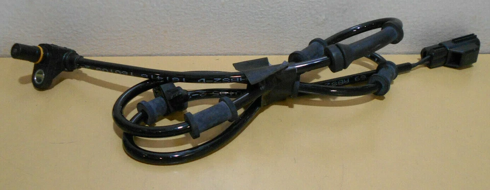 X2 Nuevos sensores de velocidad de rueda SKF ABS para Dodge Ram 2500 3500 delanteros izquierdo y derecho  Foto 1 de 1