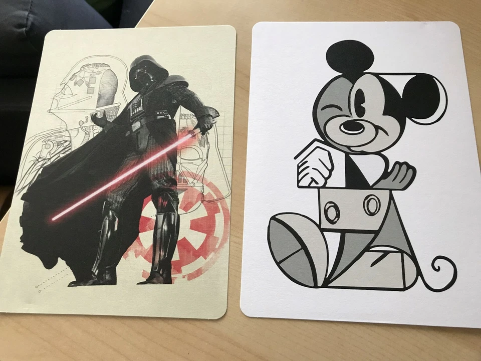 Disney 5 x 7 Postcards (Set of 4):  Disney Rewards Special Edition Artwork Foto 1 de 4