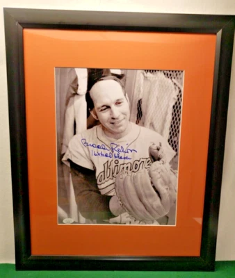 BROOKS ROBINSON Autographed 11x14 Photo Matted/Framed (with 16 GGs)(JSA) - Image 1 of 3