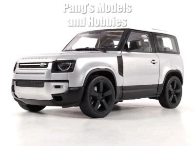 2020 Land Rover Defender L663 1/26 Scale Diecast Metal Model - Welly - SILVER - Image 1 of 4