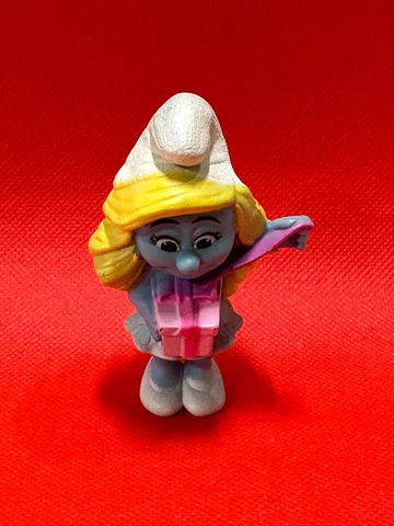 2013 Smurfette Smurf Mcdonalds Used Condtion Cover