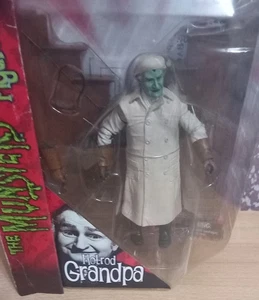 Diamond Select Toys Munsters Hot Tod Grandpa Action Figure damage box unopened - Picture 1 of 6