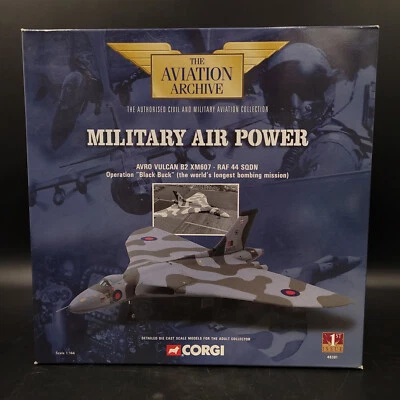 Corgi 48301 1/144 Avro Vulcan B2 XM607 RAF 44 Sqn Operation Black Buck 1st Issue - Image 1 of 4