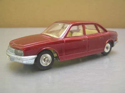 Dinky Toys 176 NSU RO 80 made in England 1/43 scale Mint Condition - Image 1 of 4