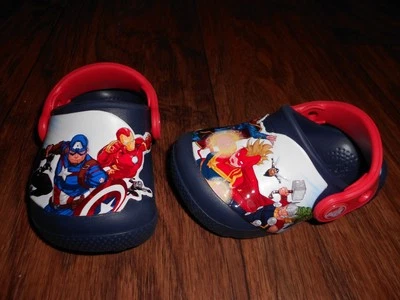 Новый Crocs Avengers мальчиков ясельного возраста обувь размер C 4 сабо - Изображение 1 из 4