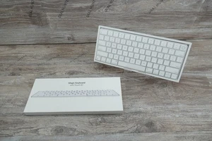 Genuine Apple Magic Keyboard with Touch ID French MK293LL/A Silver - Picture 1 of 4