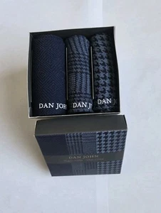 Dan John Mens Pack Of 3 Multi-Patterned Long Crew Navy Socks Size 7-12 RRP £20 - Picture 1 of 15