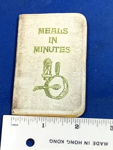 Vintage Hallmark 3" x 2" Pocket Recipe Book miniature 60 Pages Collectible - Picture 1 of 7