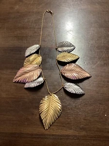 Napier Mixed Metals Leaf Leaves Necklace 15” Chain Vintage Estate - Picture 1 of 9