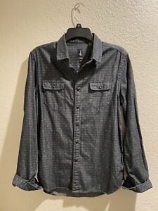Howe Long Sleeve Button Up Collared Shirt 100% Cotton Mens Size Small EUC