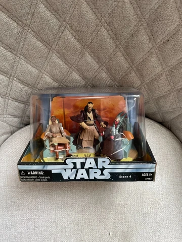 RARE 2004 STAR WARS JEDI HIGH COUNCIL SCENE 4 ACTION FIGURES SHAAK TI NEW IN BOX Cover