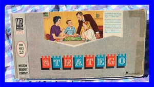 Vintage Stratego Board Game 1961 - Picture 1 of 8